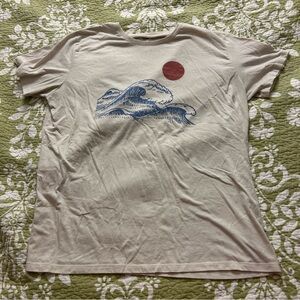 Wave and sun graphic tee